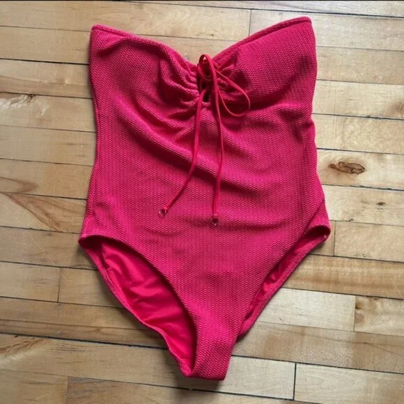 Seafolly Sz 12 Sea Dive Red Halter Textured One Piece Swimsuit - Picture 2 of 8